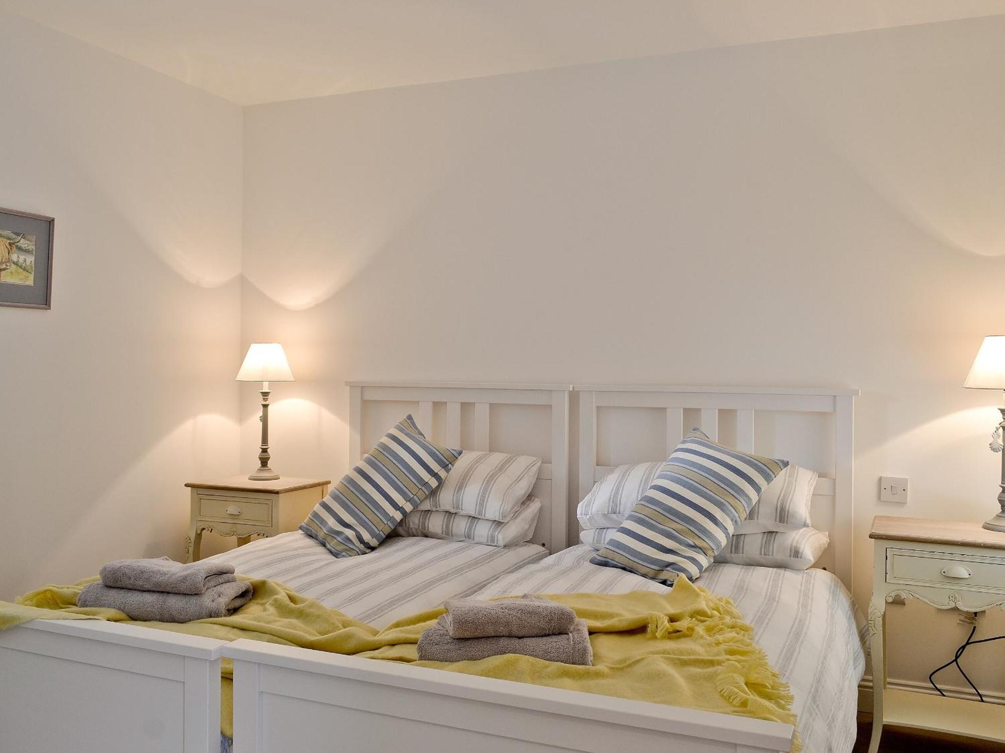 St Ronans Place Gartocharn Bagian luar foto